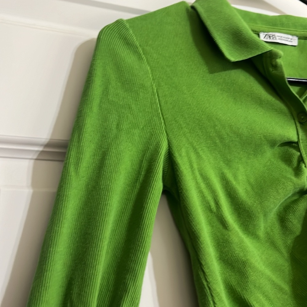 Top - Picture 3 of 3